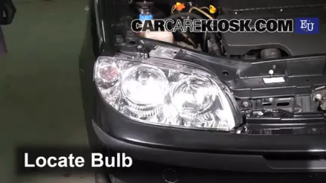 2003 Fiat Punto EX 1.3L 4 Cyl. Turbo Diesel Lights Daytime Running Light (replace bulb)